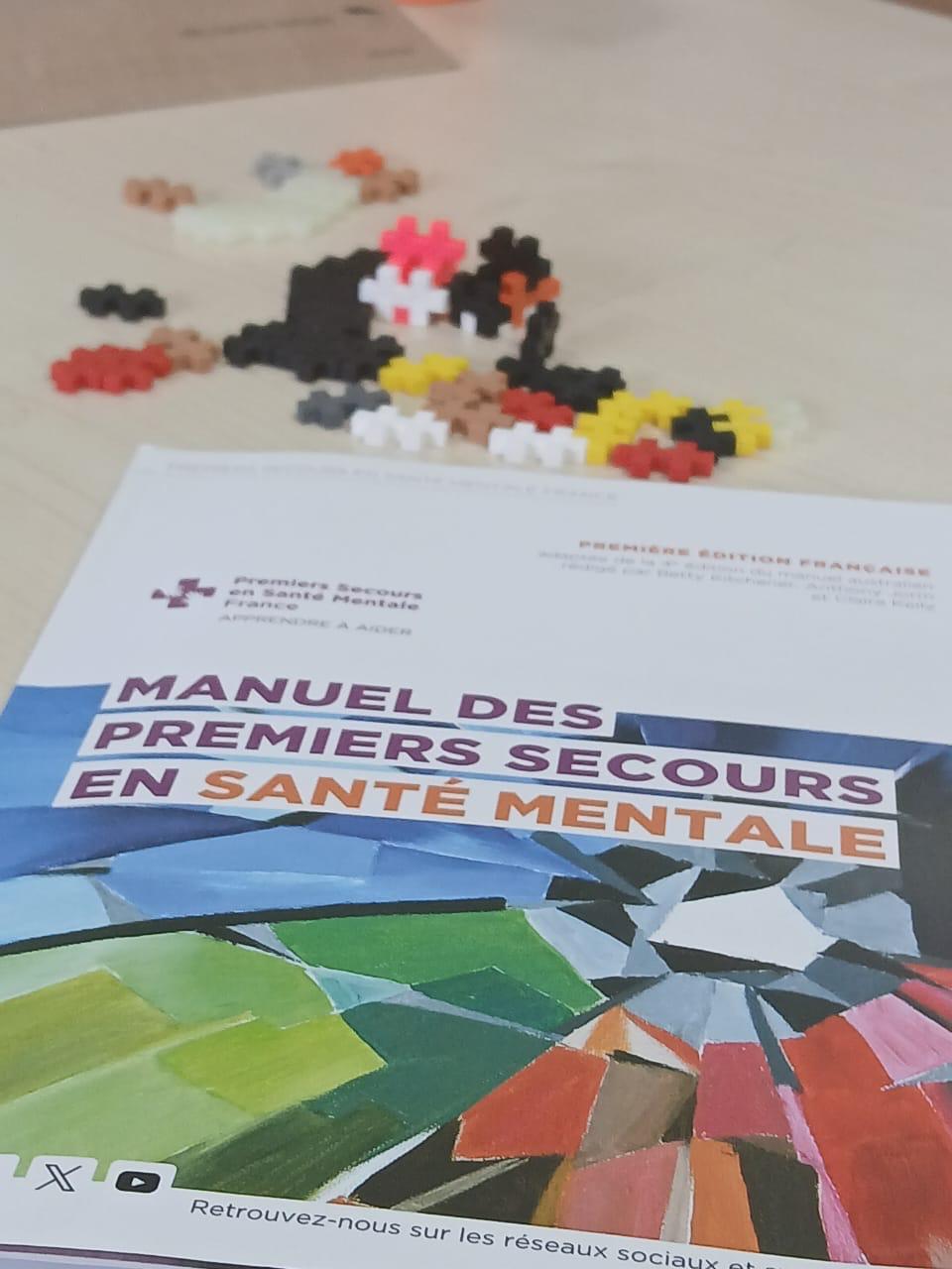 Manuel des Premiers Secours en Santé Mentale Manuel des Premiers Secours en Santé Mentale